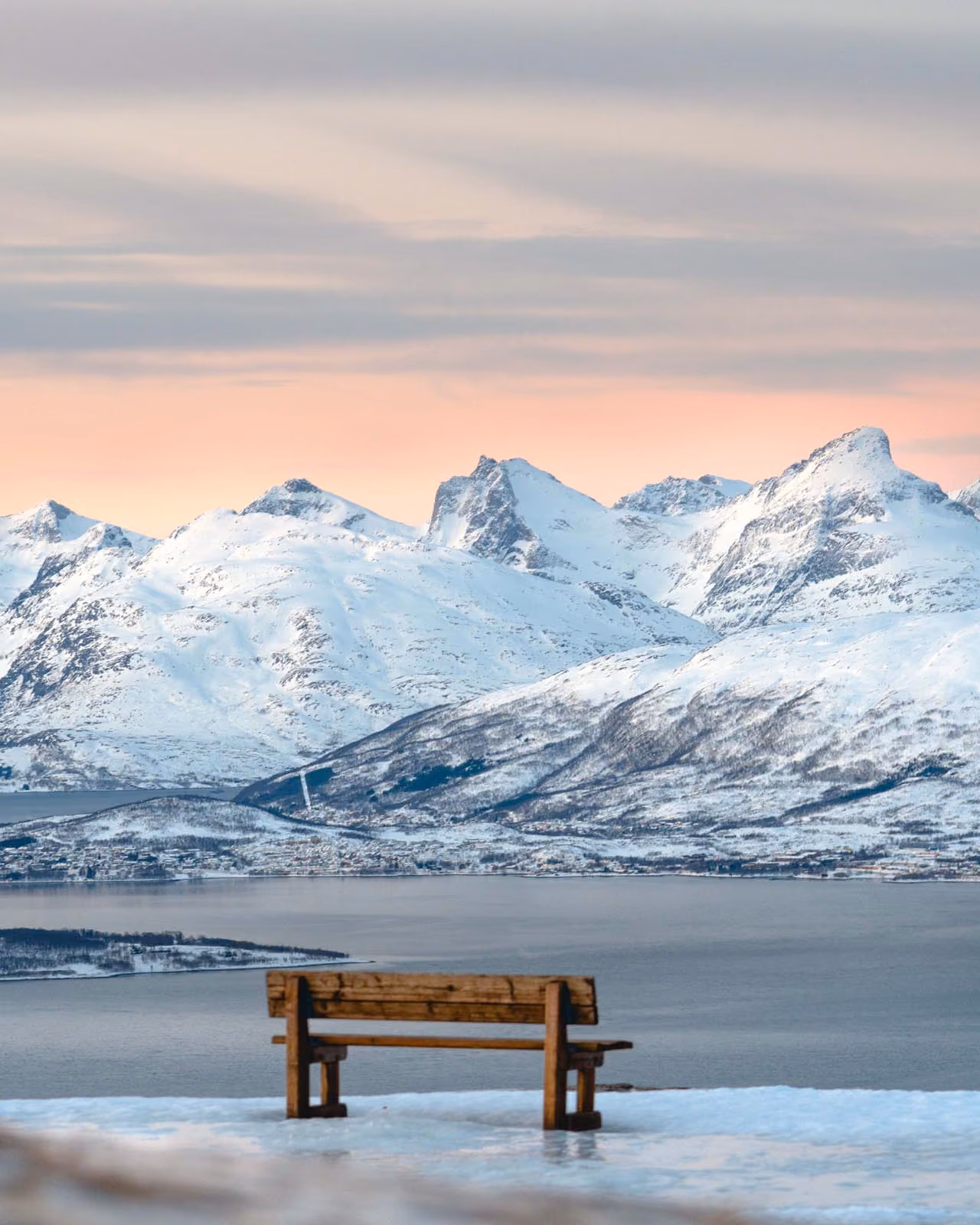 Snowey mountains in northern norway
