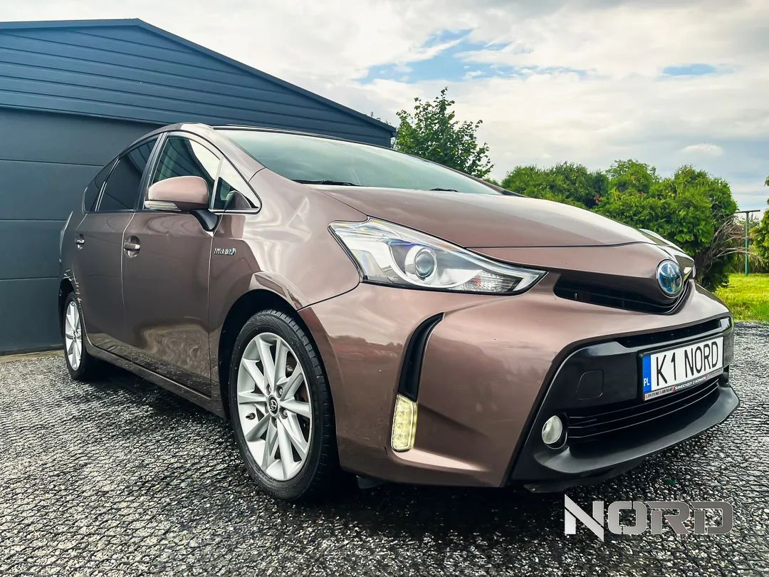 Toyota Prius_plus