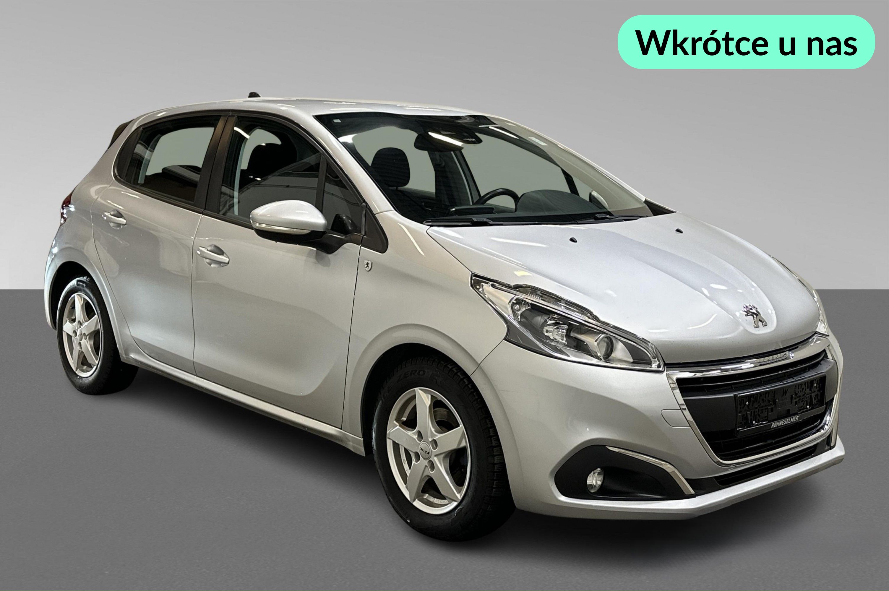 PEUGEOT 208