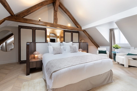 Chambre lit king size rivoli