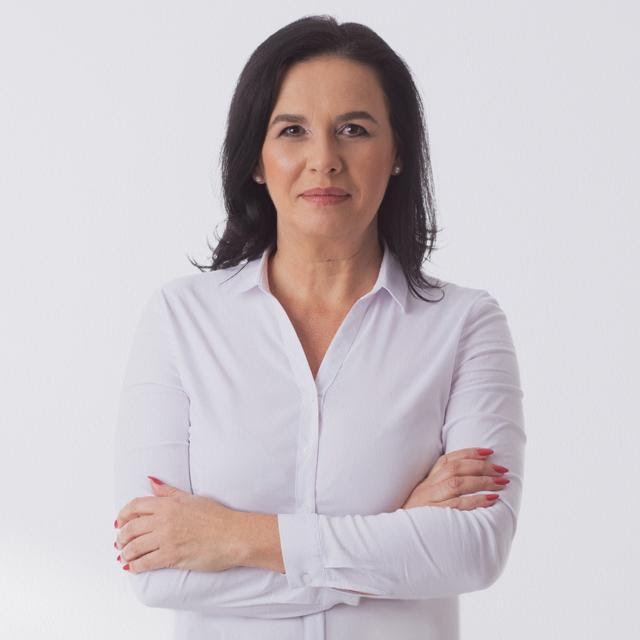 Komjáthy Krisztina_portré