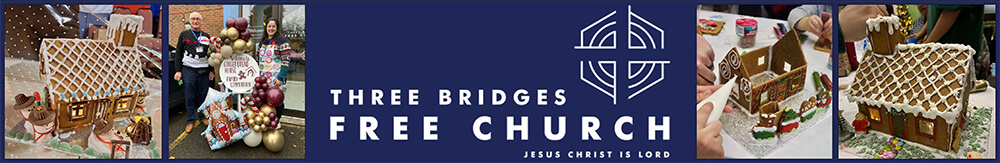 GINGLE – Family Gingerbread House Building