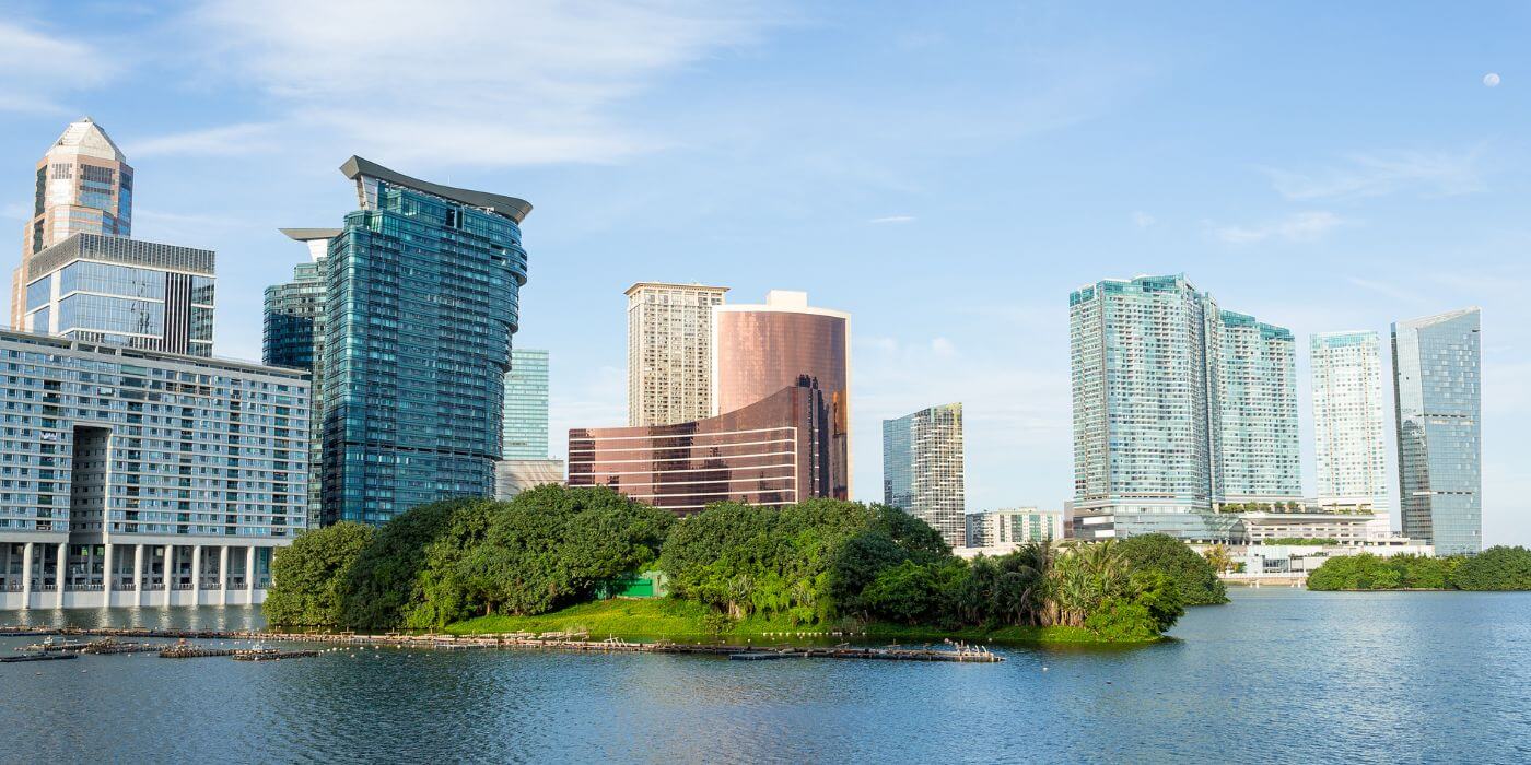 Macau Travel Guide 2025: Best Attractions, Food & Tips