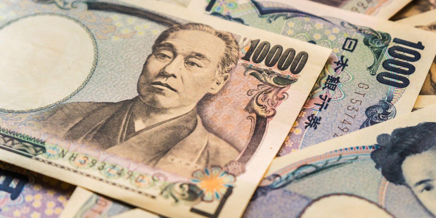 Visiting Japan in 2025? Avoid These 15 Common Travel Money Mistakes