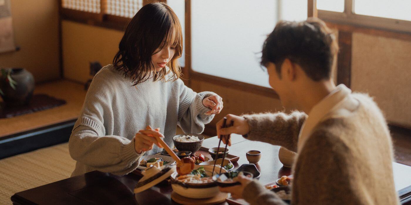 How to Eat Like a Local in Japan: Essential Restaurant Manners