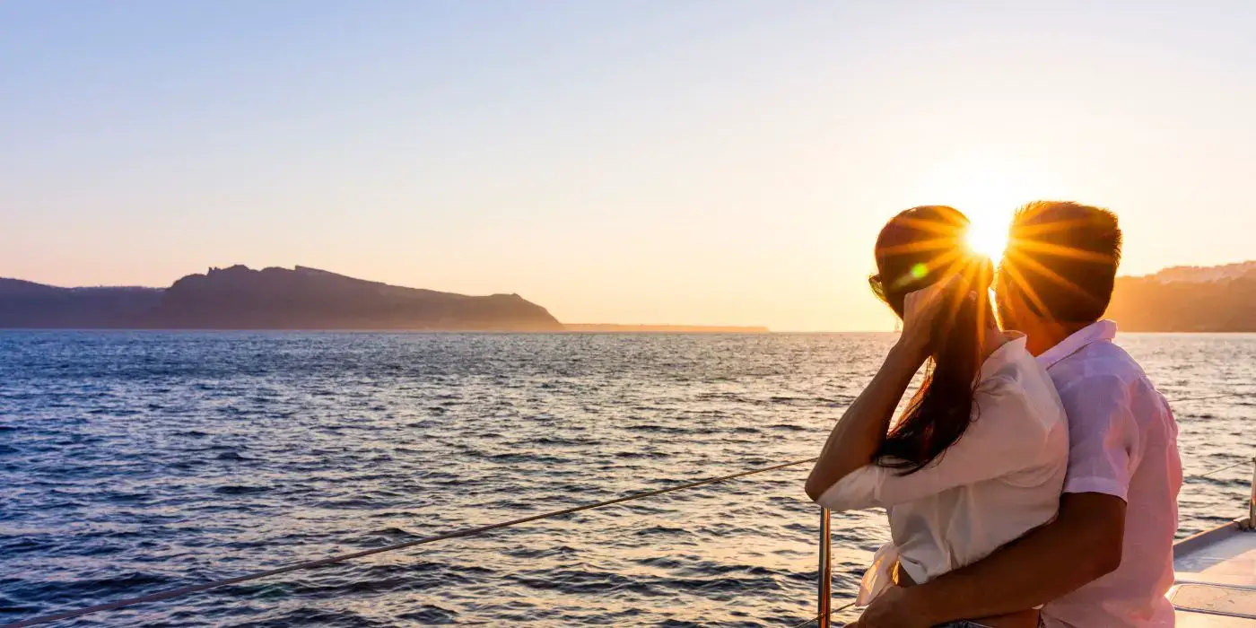 Best Places to Watch Sunsets in Santorini