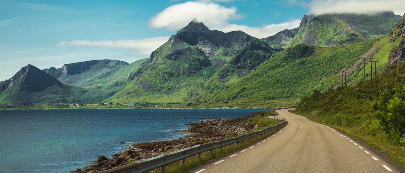 Best Ways to Travel to the Lofoten Islands, Norway