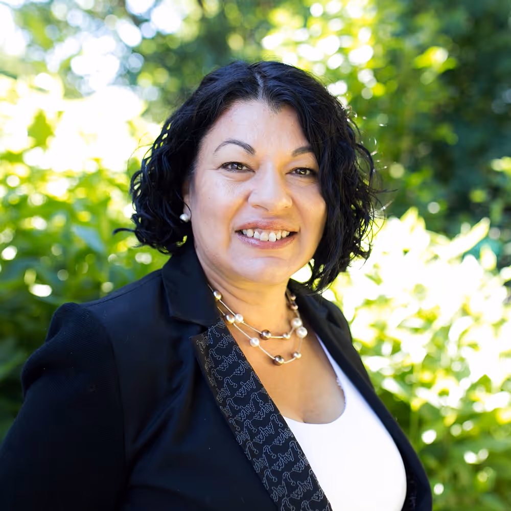 Roma Perneroski - Project Manager.