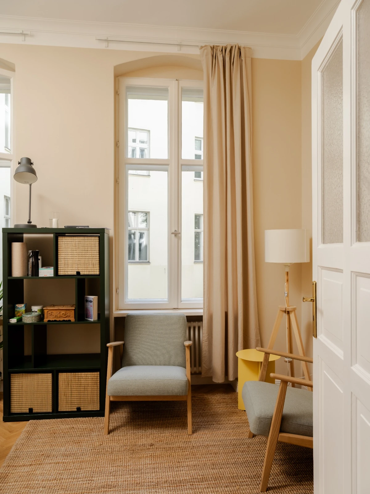 Therapeutin beantwortet Anfragen