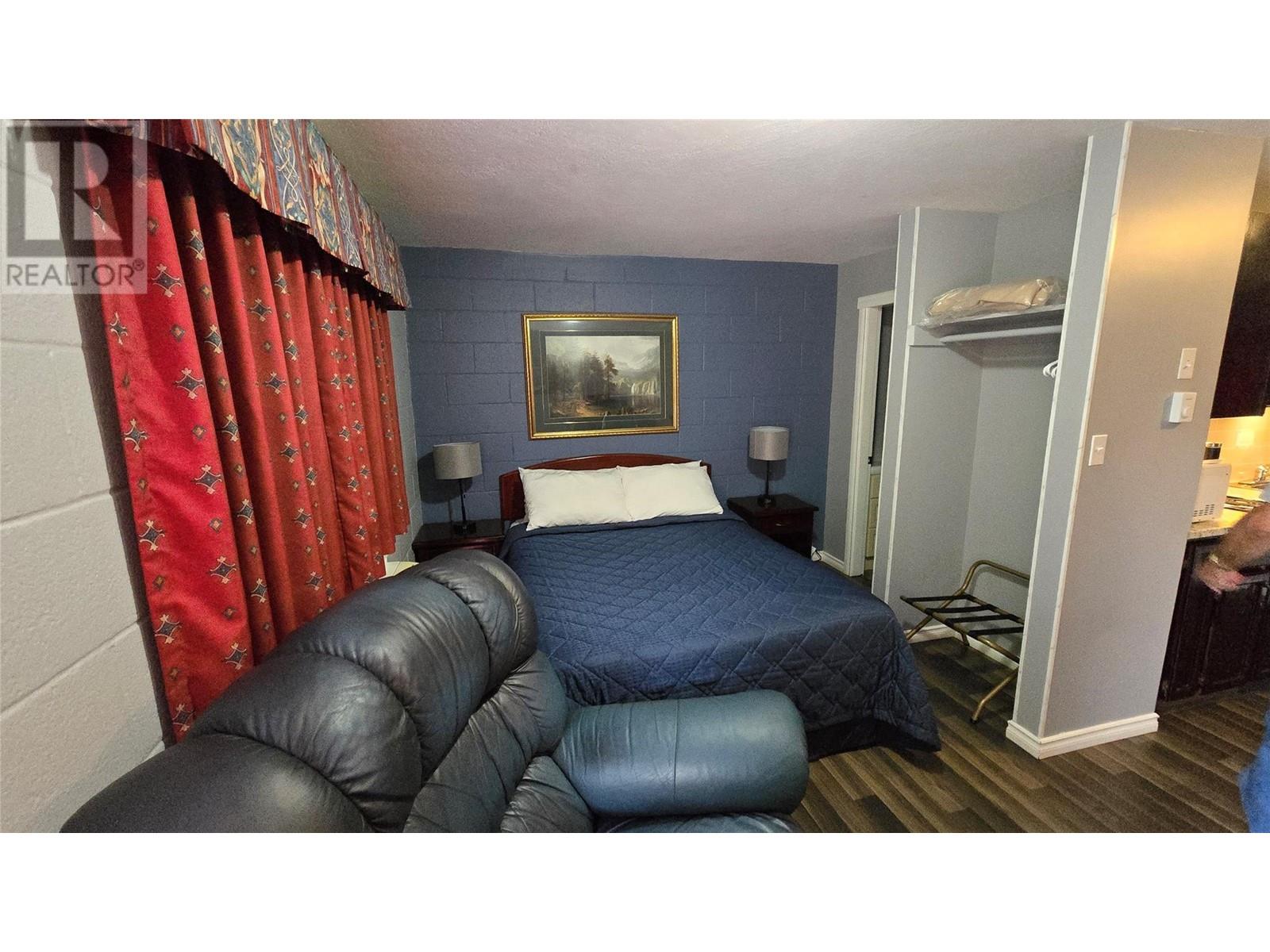 Motel