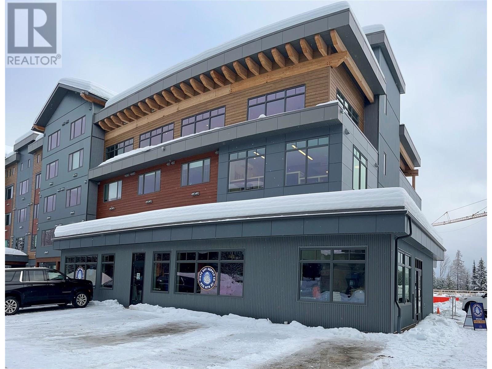 RED Resort Piste Off Clothing Co.