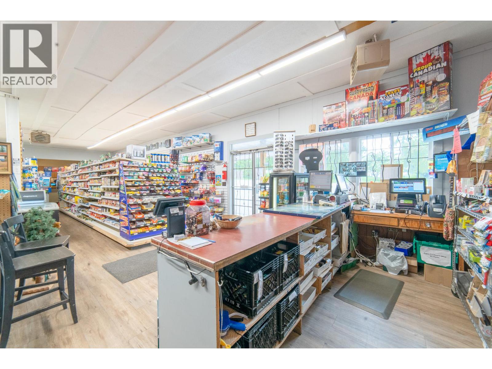 Storefront riondel market