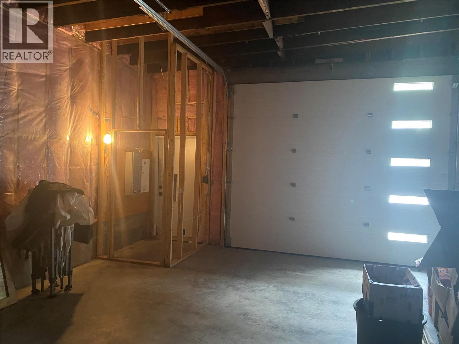 1000 square ft adjacent area