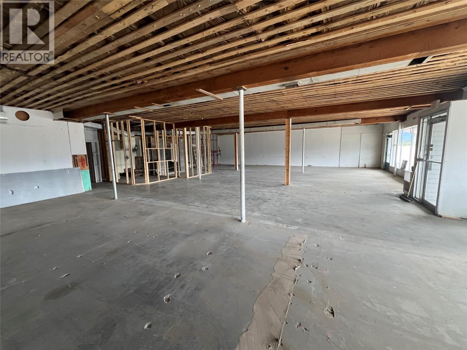 Large Area for 1 Business , but has 3 Front Entrances if you want separate Businesses.