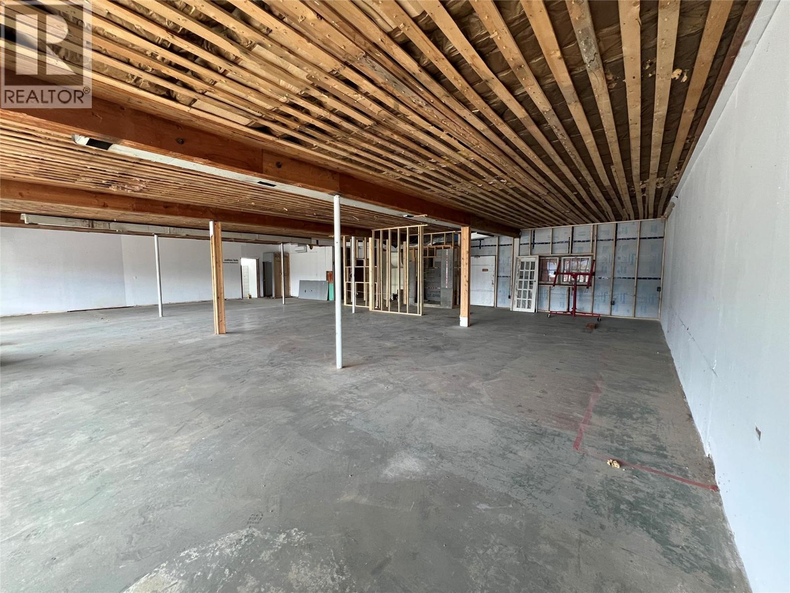 Large Area for 1 Business , but has 3 Front Entrances if you want separate Businesses.
