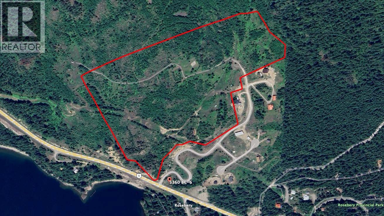 Large, contiguous parcel with MOT compliant private road to property line.