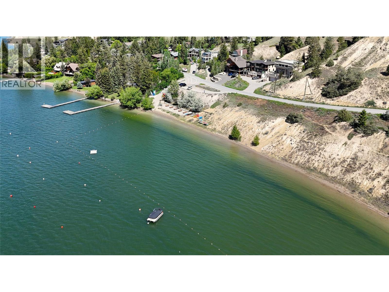 Baltac private beach area
