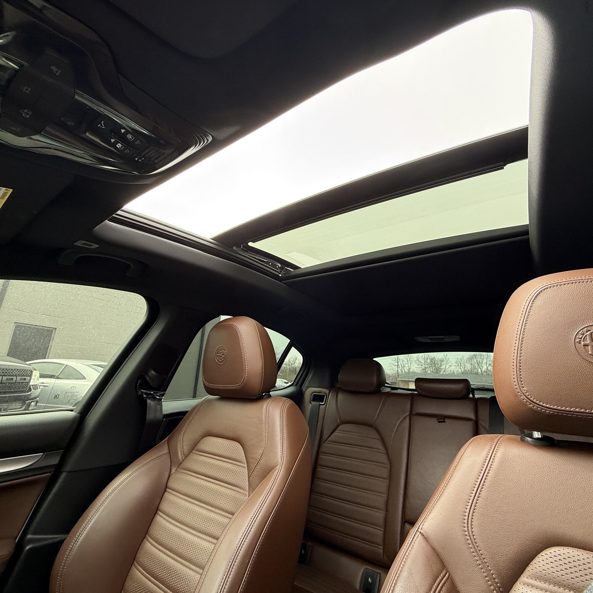 2018 Alfa Romeo Stelvio Q4 - Thumbnail 12