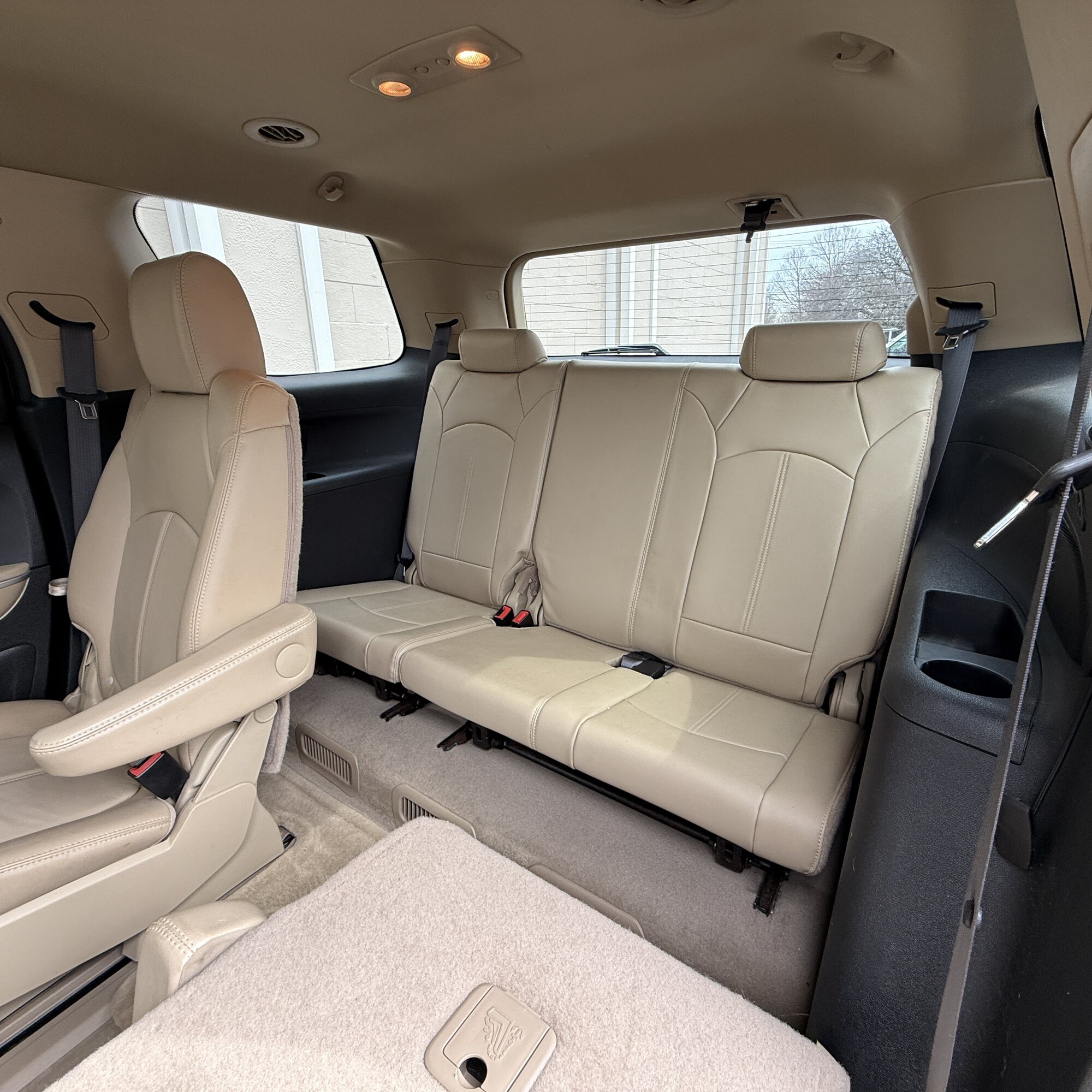 2011 GMC Acadia - Thumbnail 10