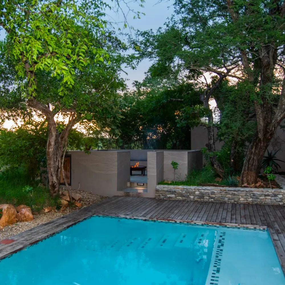 Scenic bushveld around luxury lodge in Mjejane