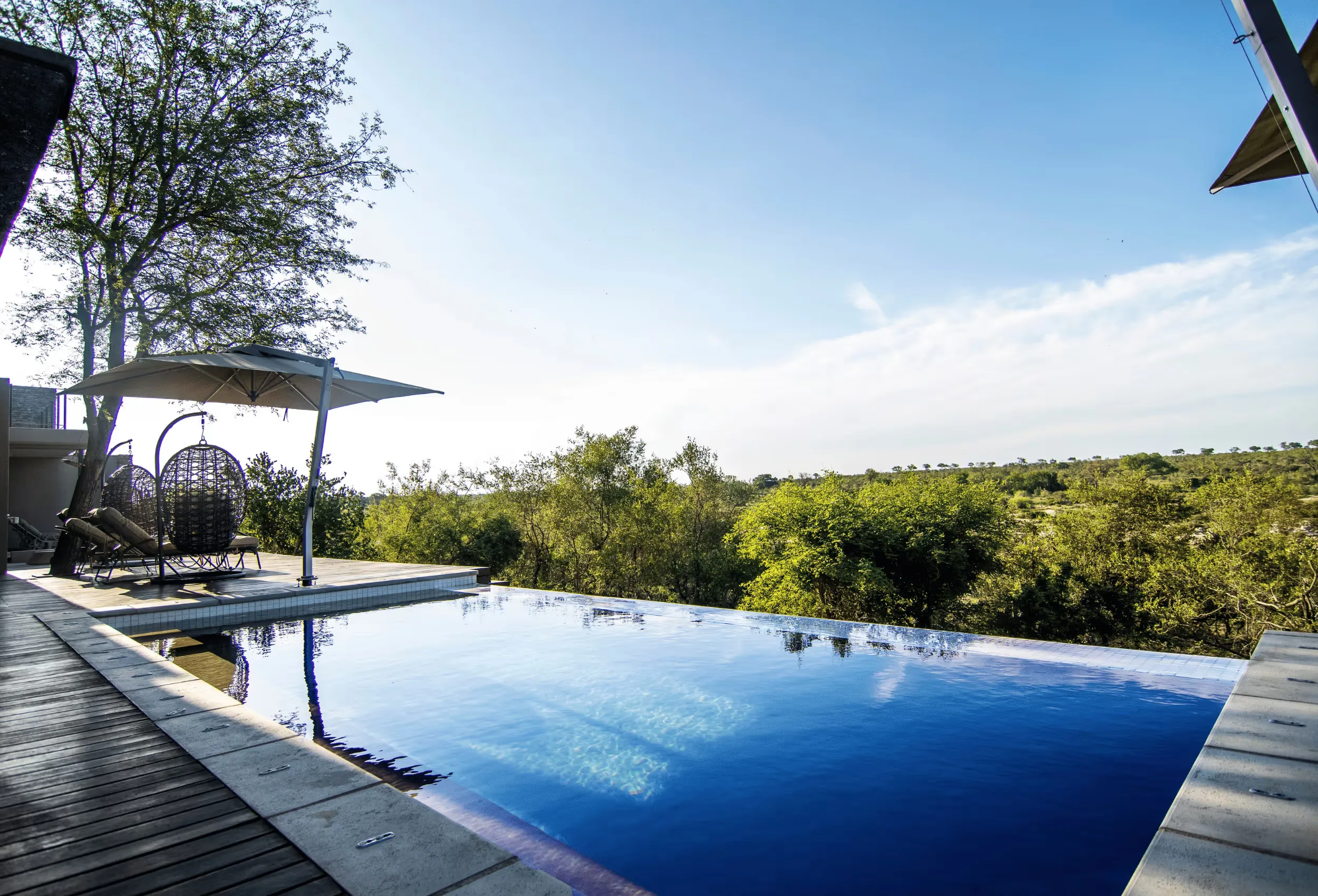 Indlovu River Lodge – 7-bedroom self-catering lodge at Mjejane, bordering Kruger Park