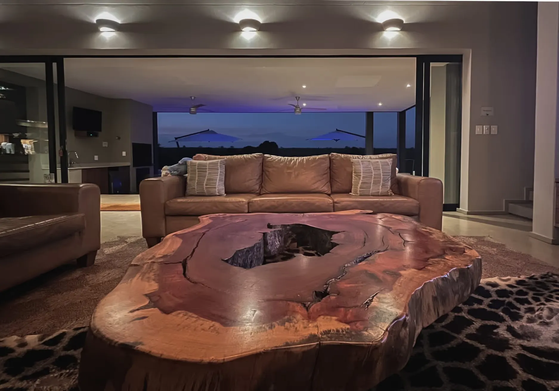 Interior photos of lodges in the Mjejane Game Reserve