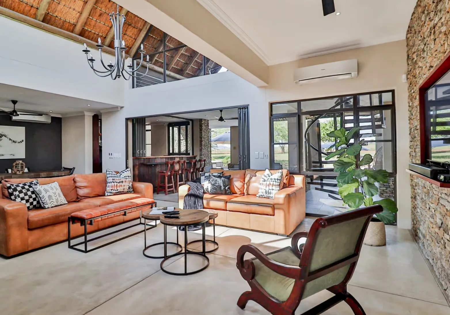 Interior photos of lodges in the Mjejane Game Reserve