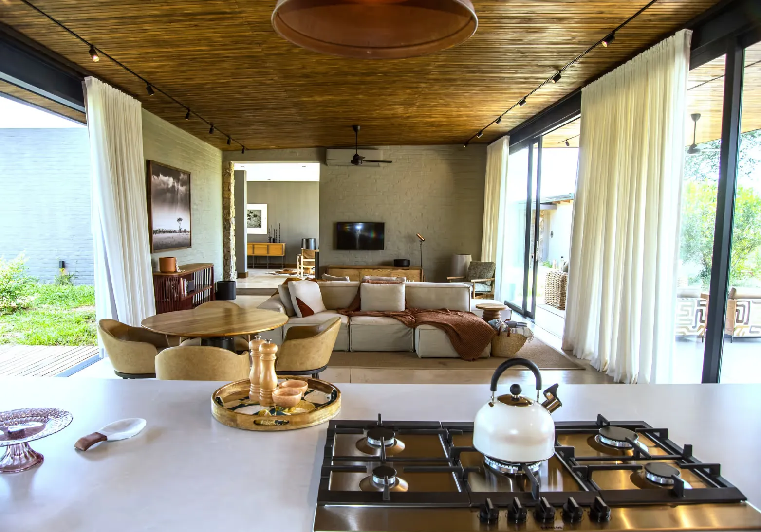 Interior photos of lodges in the Mjejane Game Reserve