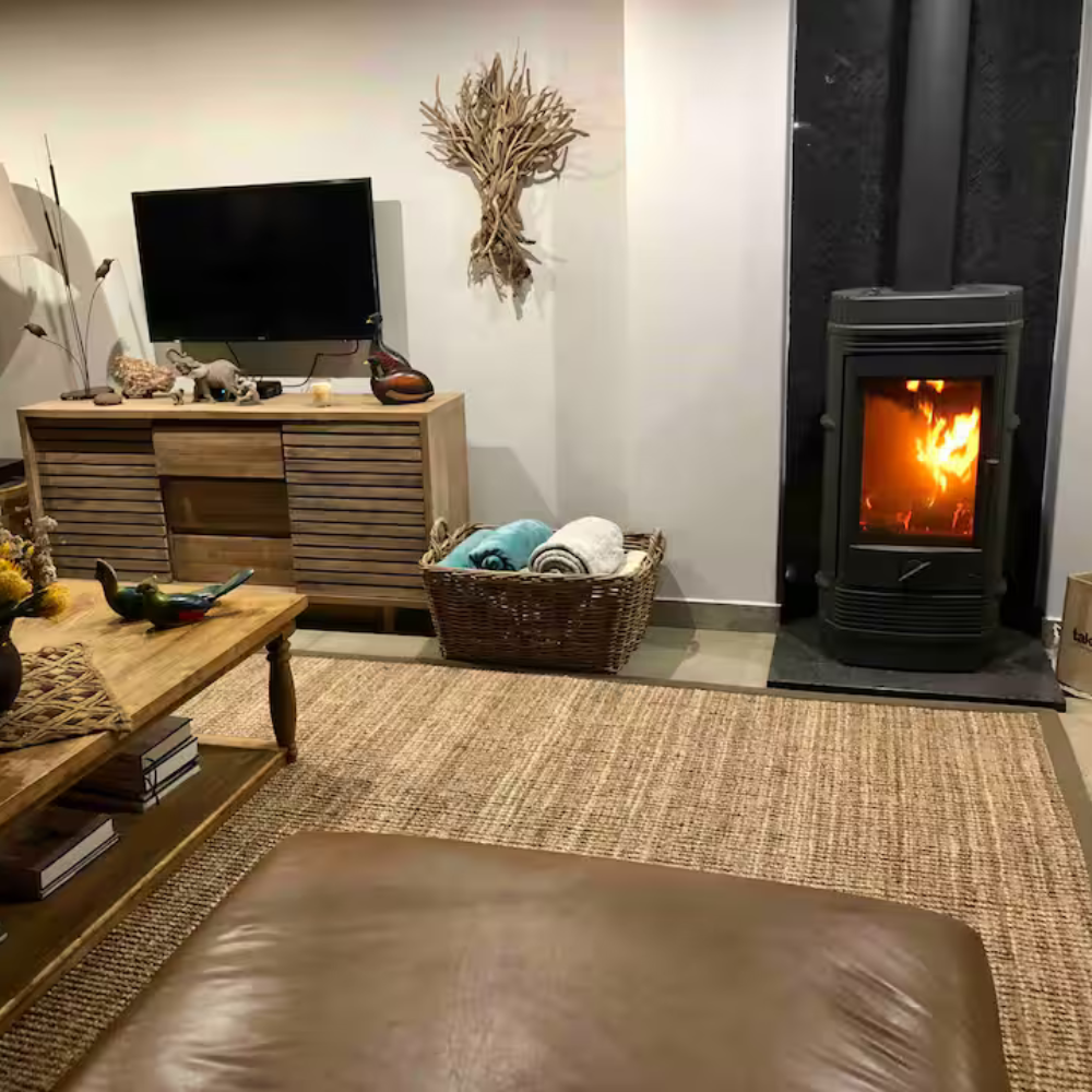 Inside area of a lodge in the Mjejane Game Reserve