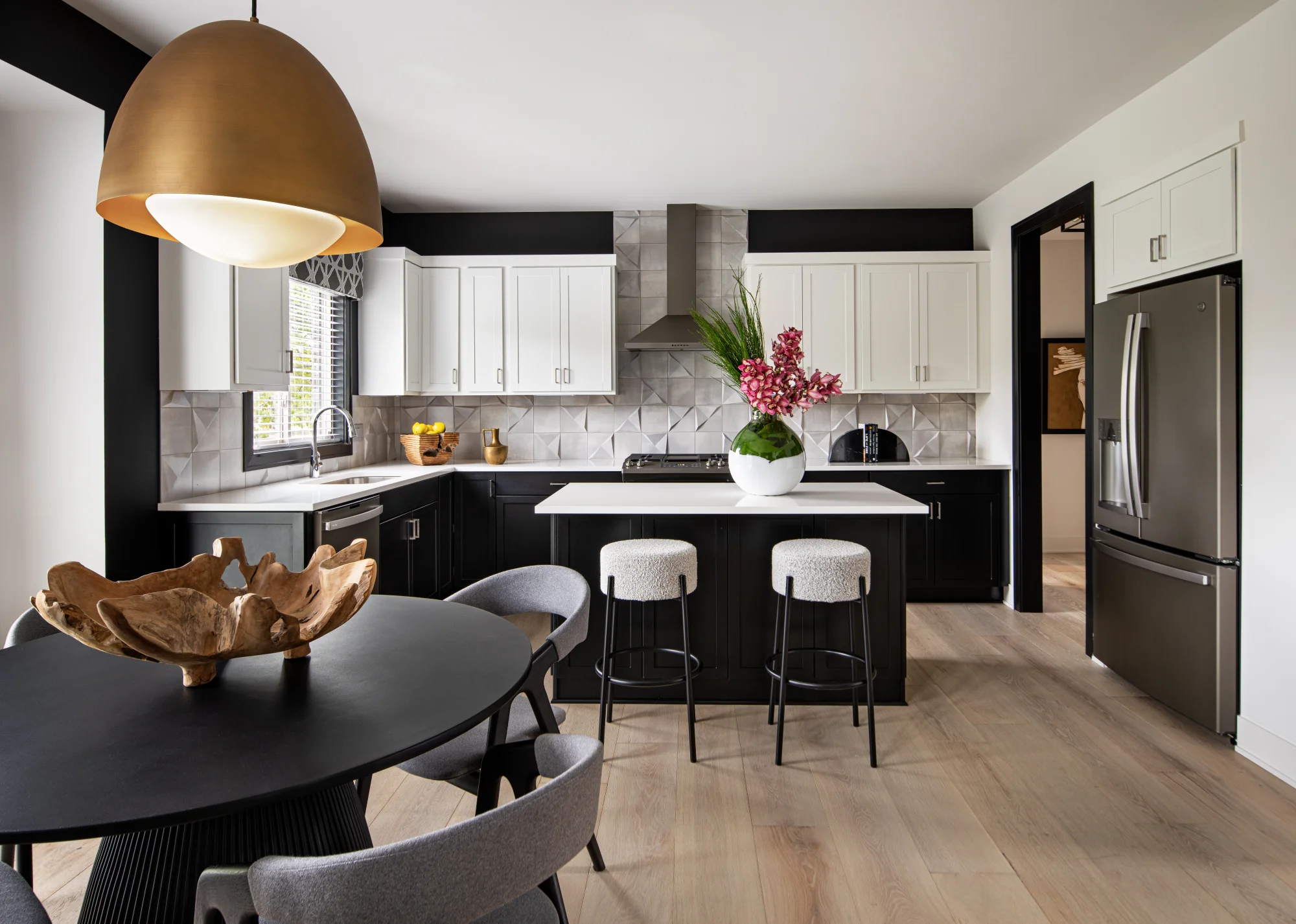 Designer kitchen with island at 2113 Kohli Drive, Eden Gardens