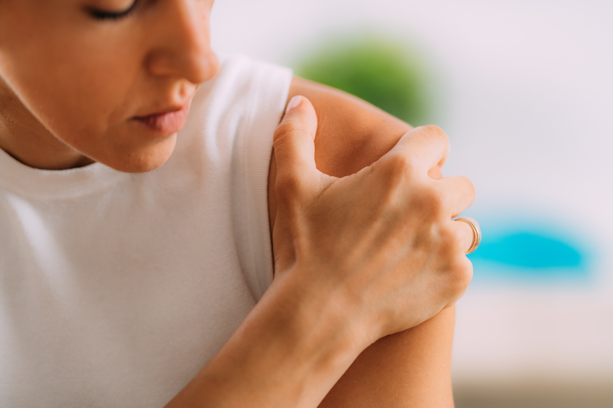 Schulterspezialist Wien für Behandlung von Schulterschmerzen und Sehnenriss – Orthopädicum Wien bietet Therapie für Kalkschulter und Schulterarthroskopie.