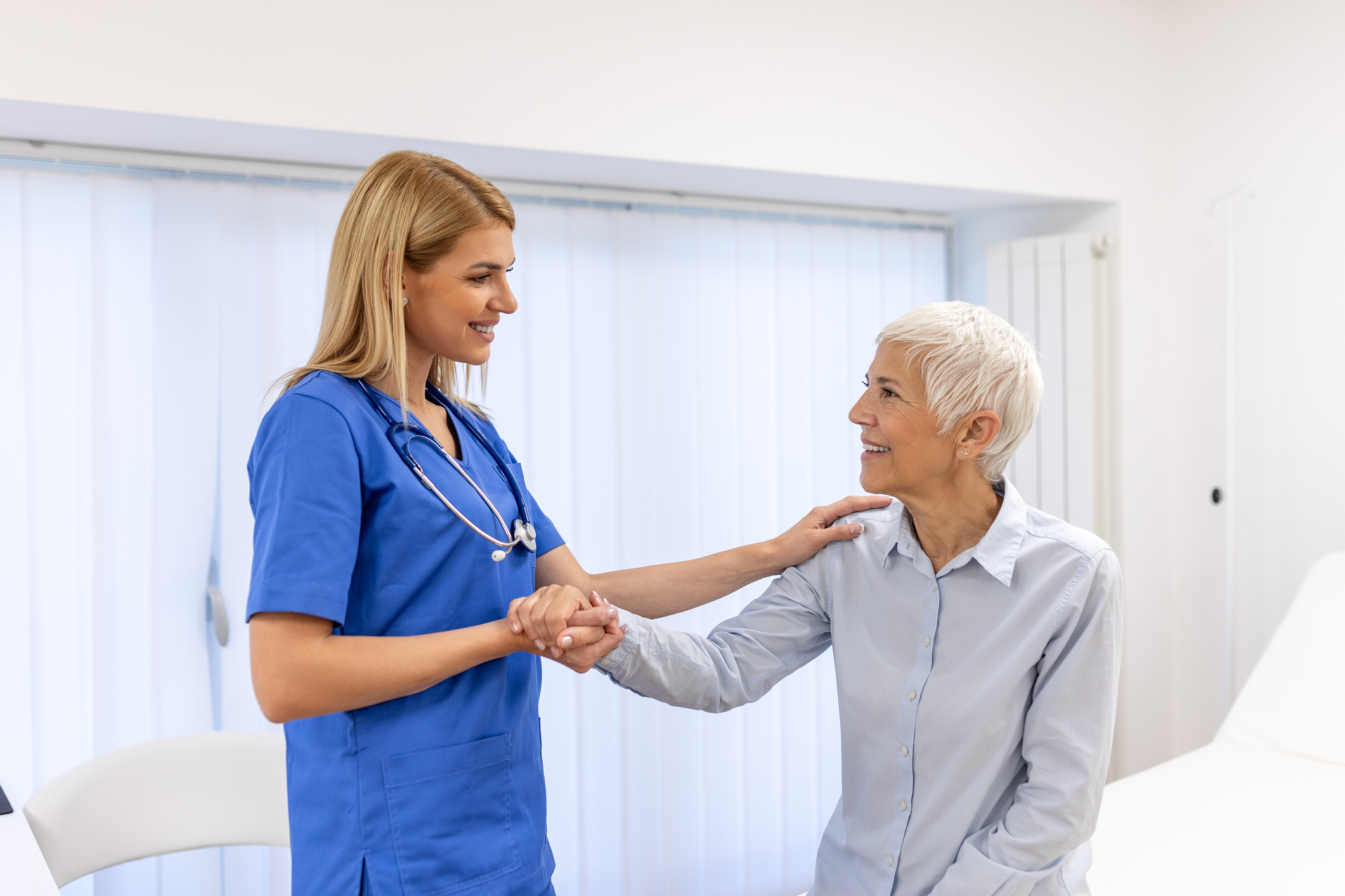 Orthopädicum Wien: Expertise in Orthopädie und Behandlung von Arthrose, Bandscheibenvorfall, Skoliose, Hallux Valgus und Knieschmerzen. Ihre vertrauensvolle Adresse für Orthopädie Wien, für alle Kassen und privat.