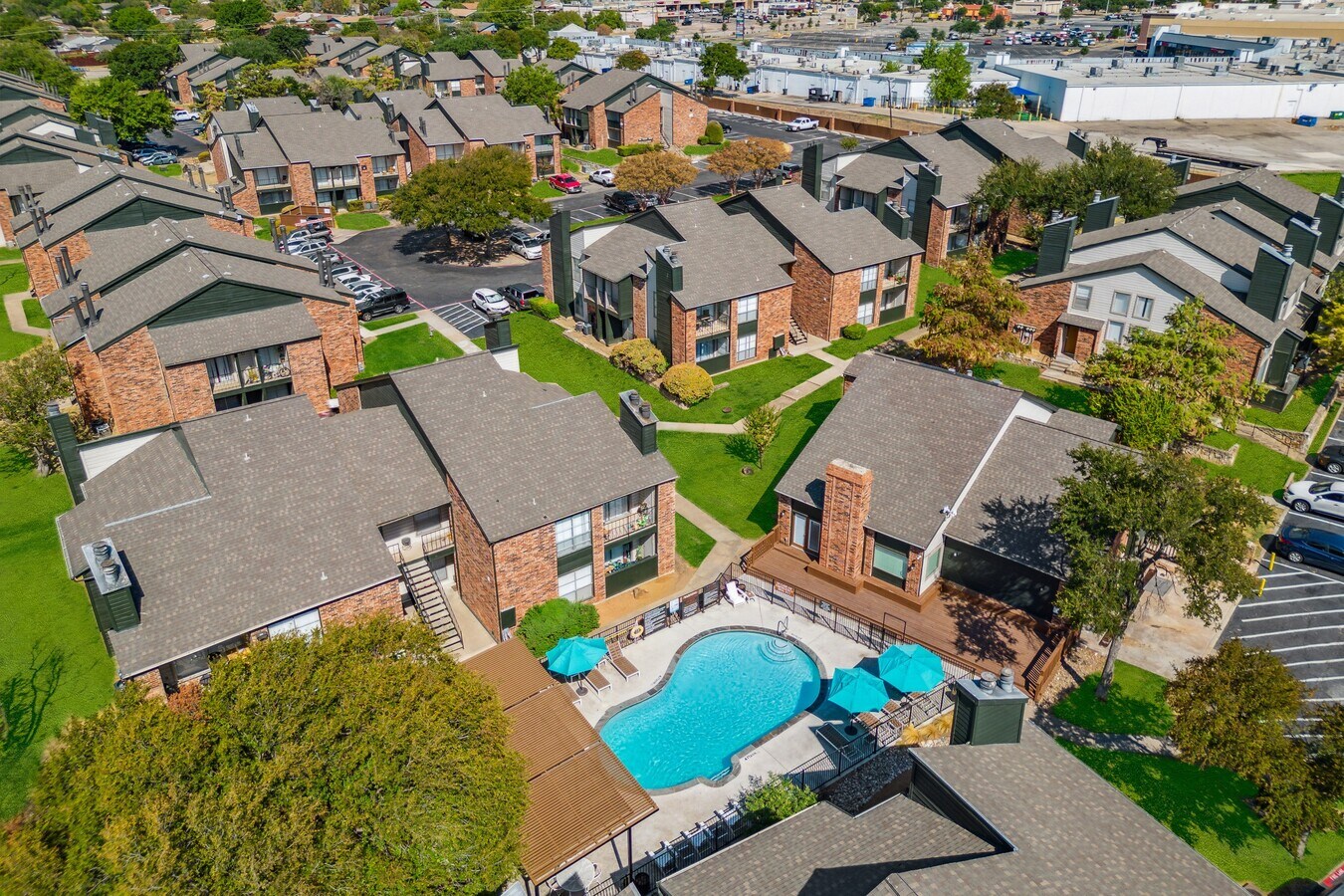 Villa Siena Apartments exterior, Carrollton TX