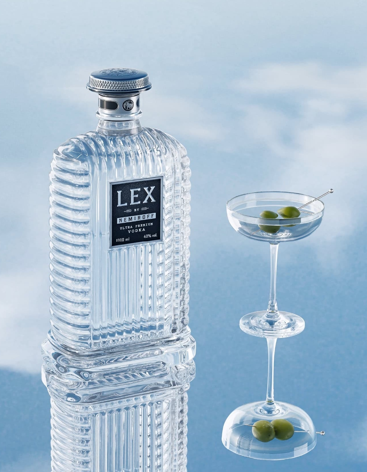 How to Host a Martini-Themed Party: Drinks, Decor, and Tips