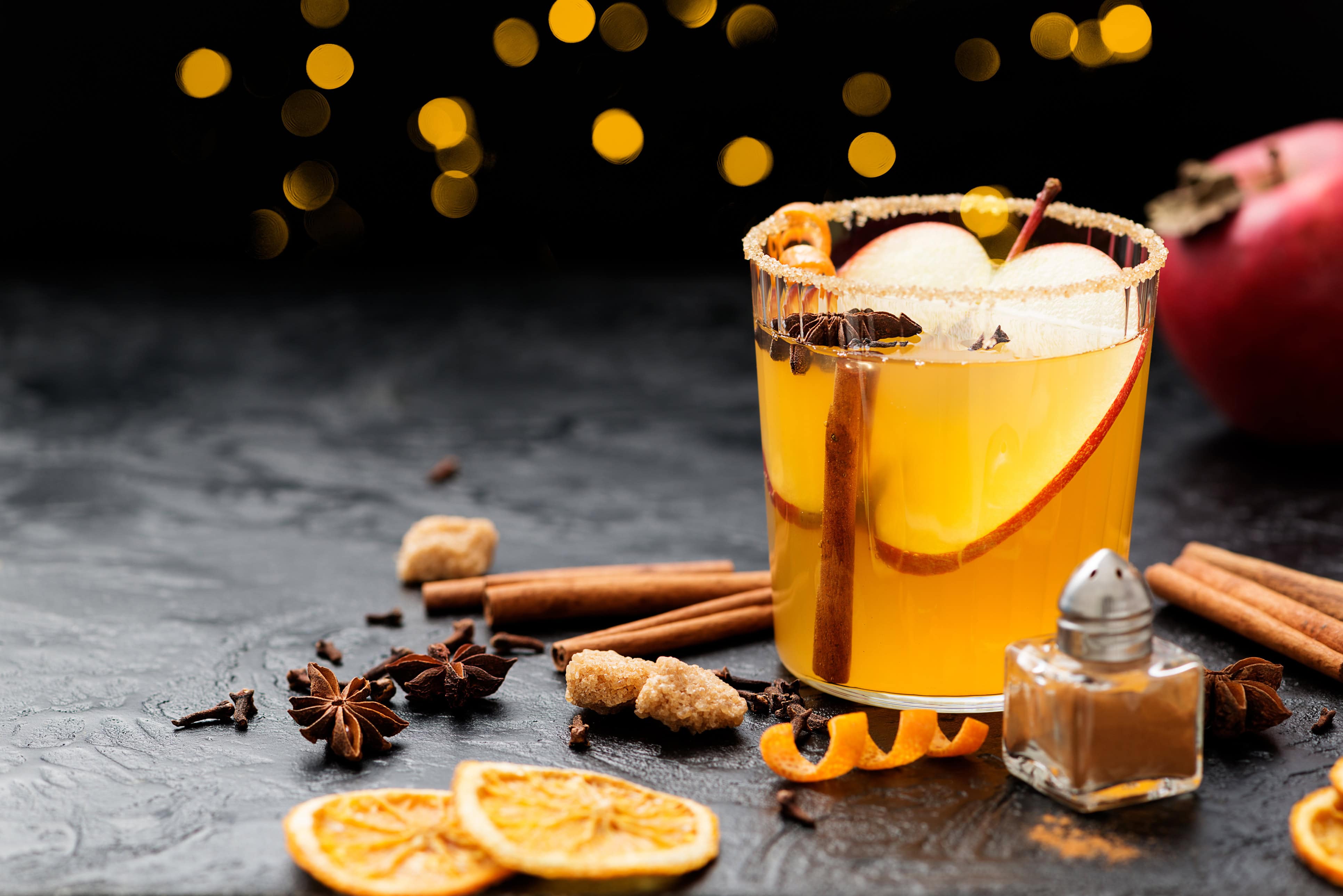 drinks with cinnamon vodka