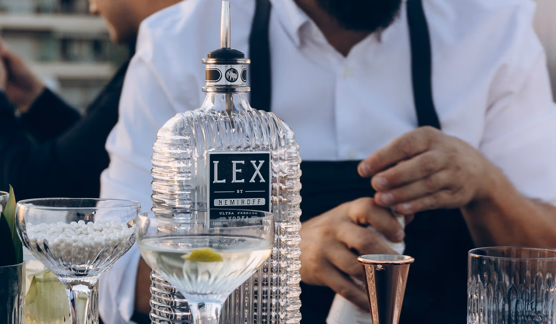 Міксологія: техніки для домашніх барменів 