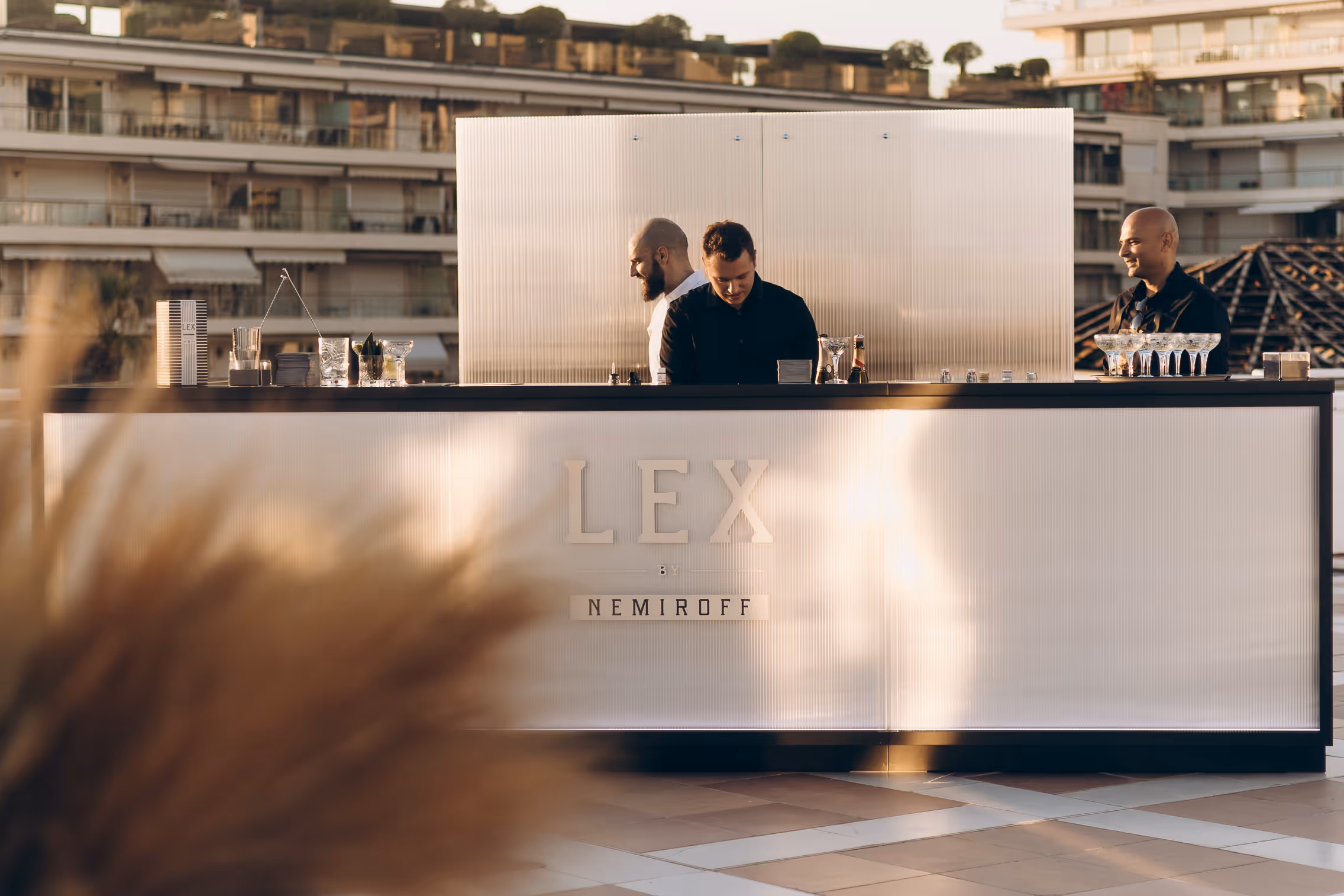 Горілчані коктейлі, які варто замовити в барі