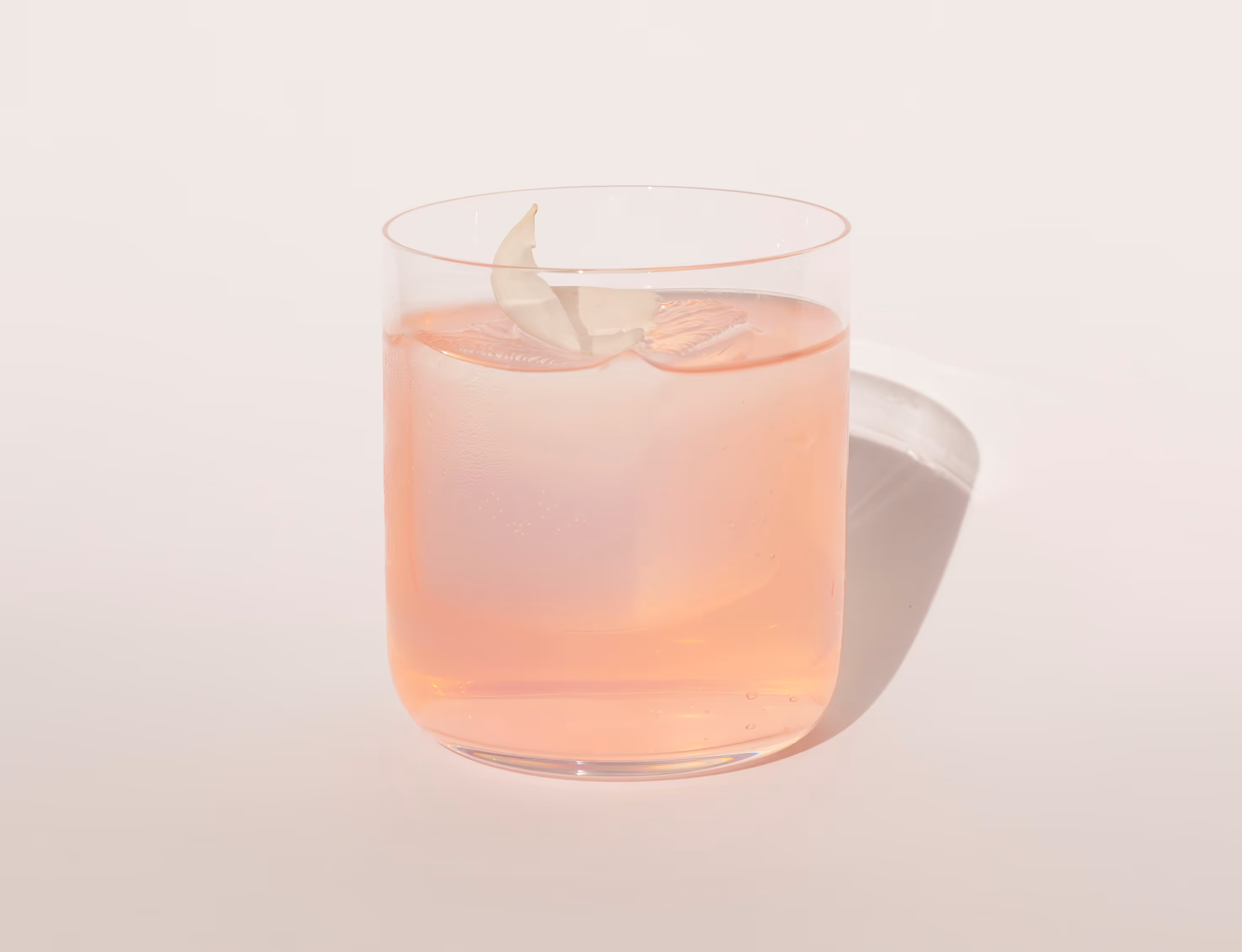 Кохання з першого ковтка: коктейлі до Дня Святого Валентина