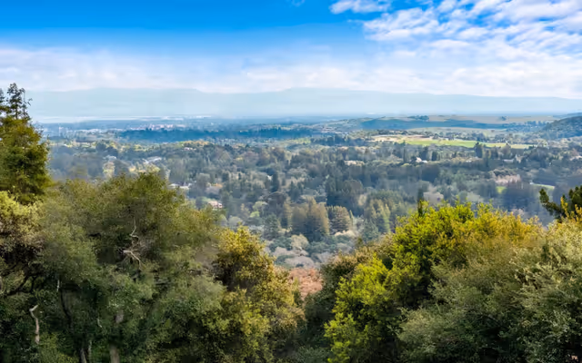 Portola Valley, CA | Calm Nanny/Family Assistant Wanted For Intentional Family