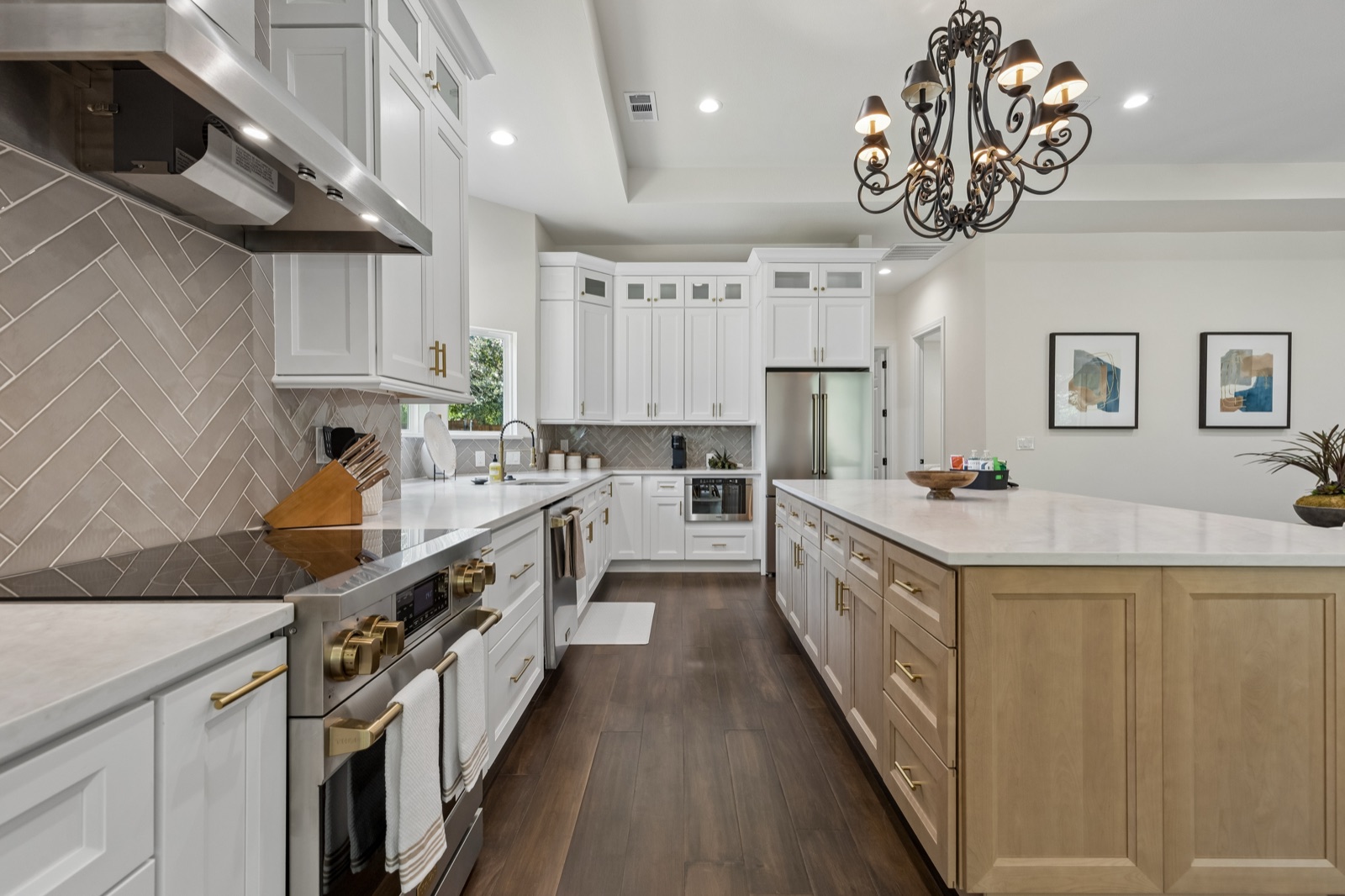 Furnished kitchen in a Texas Corporate Homes property in Flower Mound