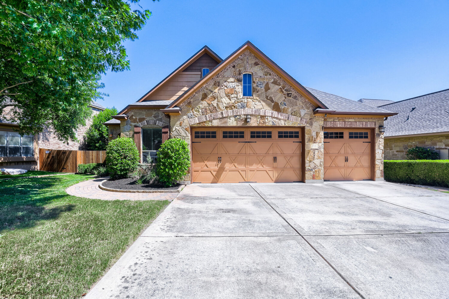 1601 Elkins Lane