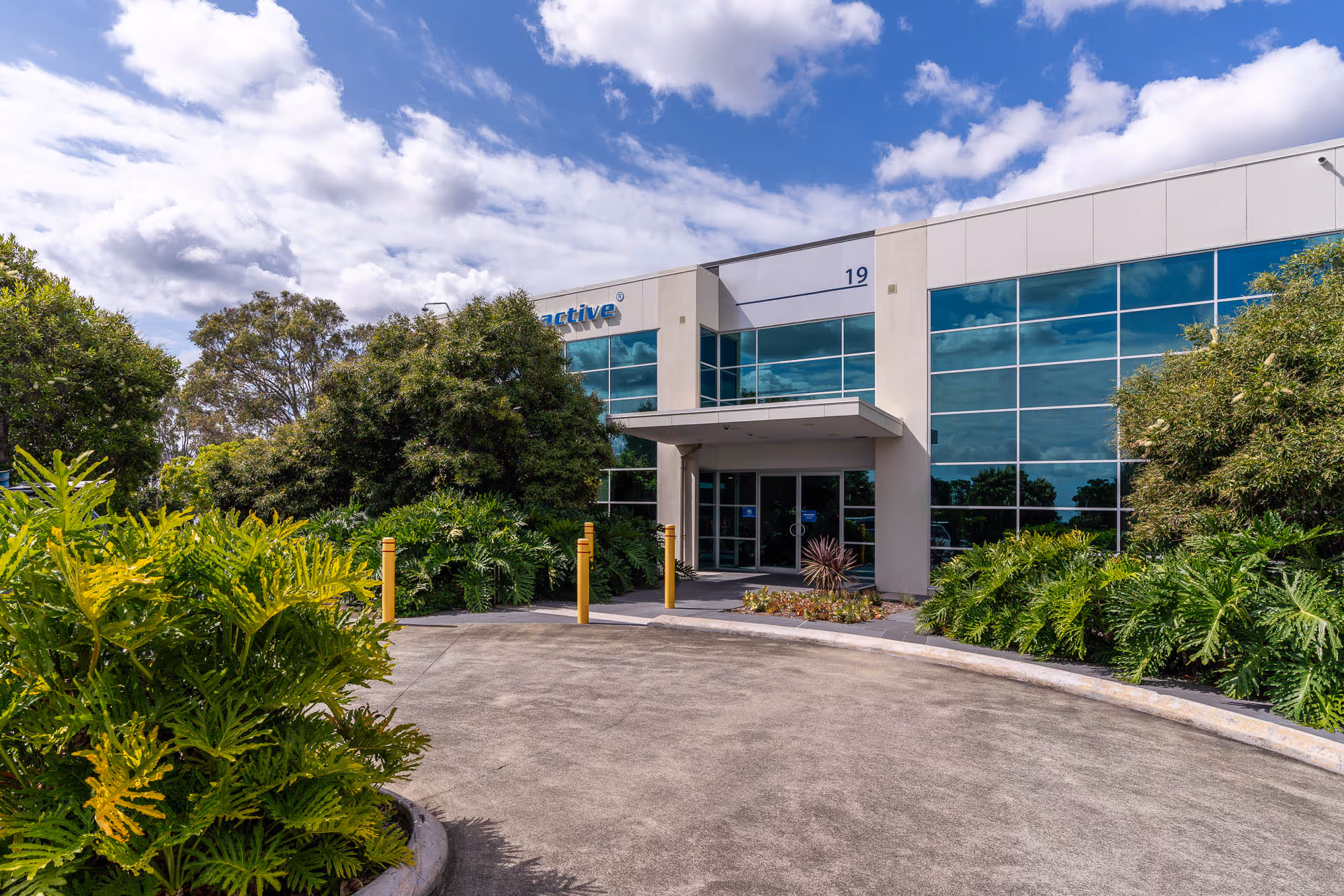 17-19 McKechnie Dr