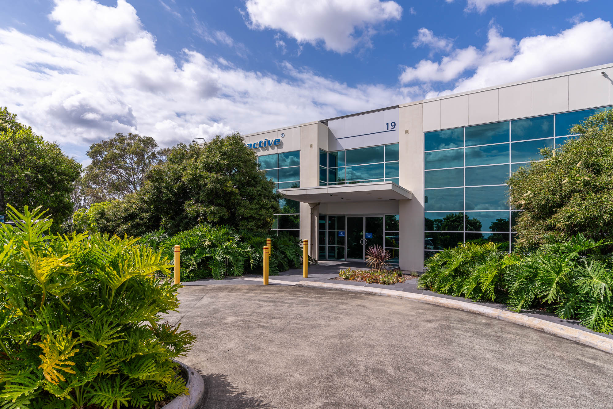 17-19 McKechnie Dr