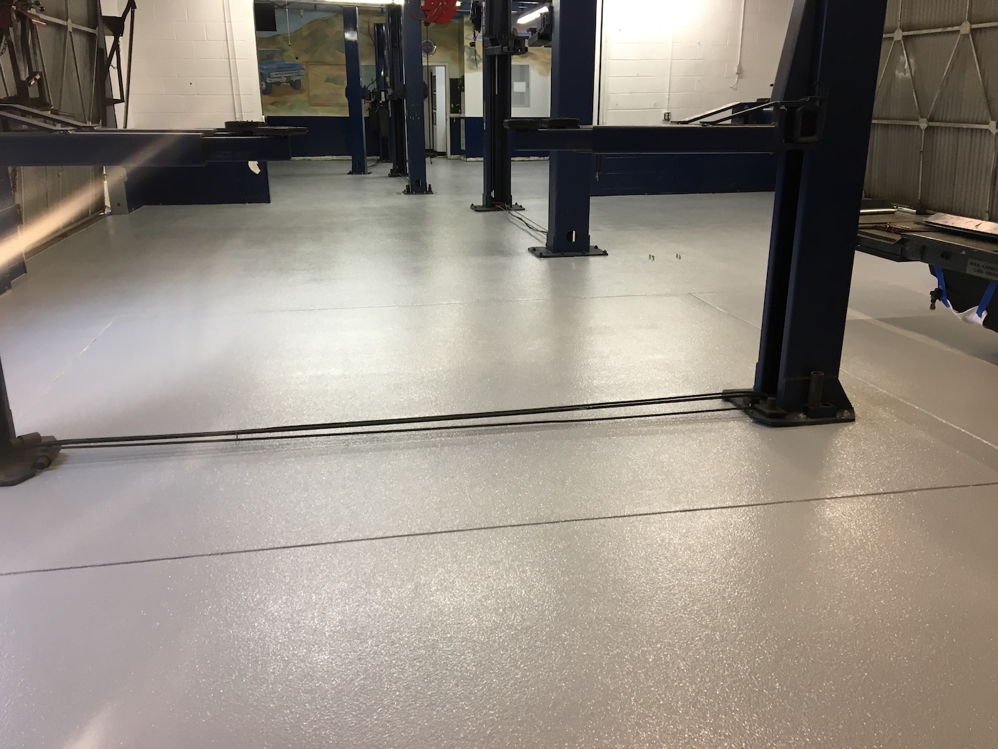 Custom commercial epoxy floor coatings in Ventura County