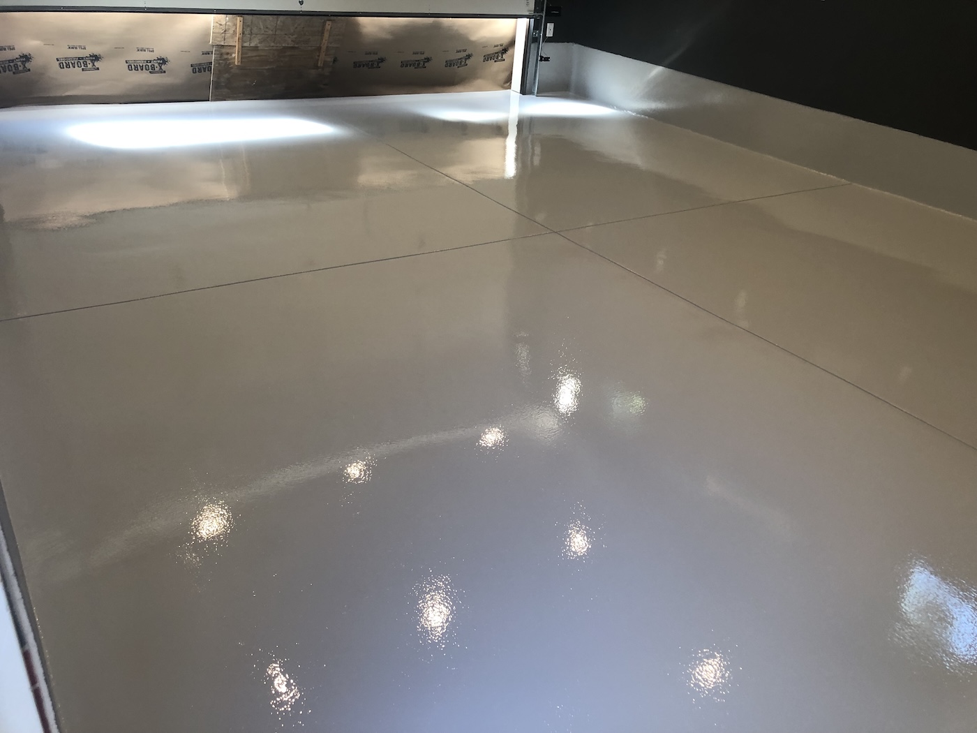 Custom epoxy flooring in Moorpark, Ca