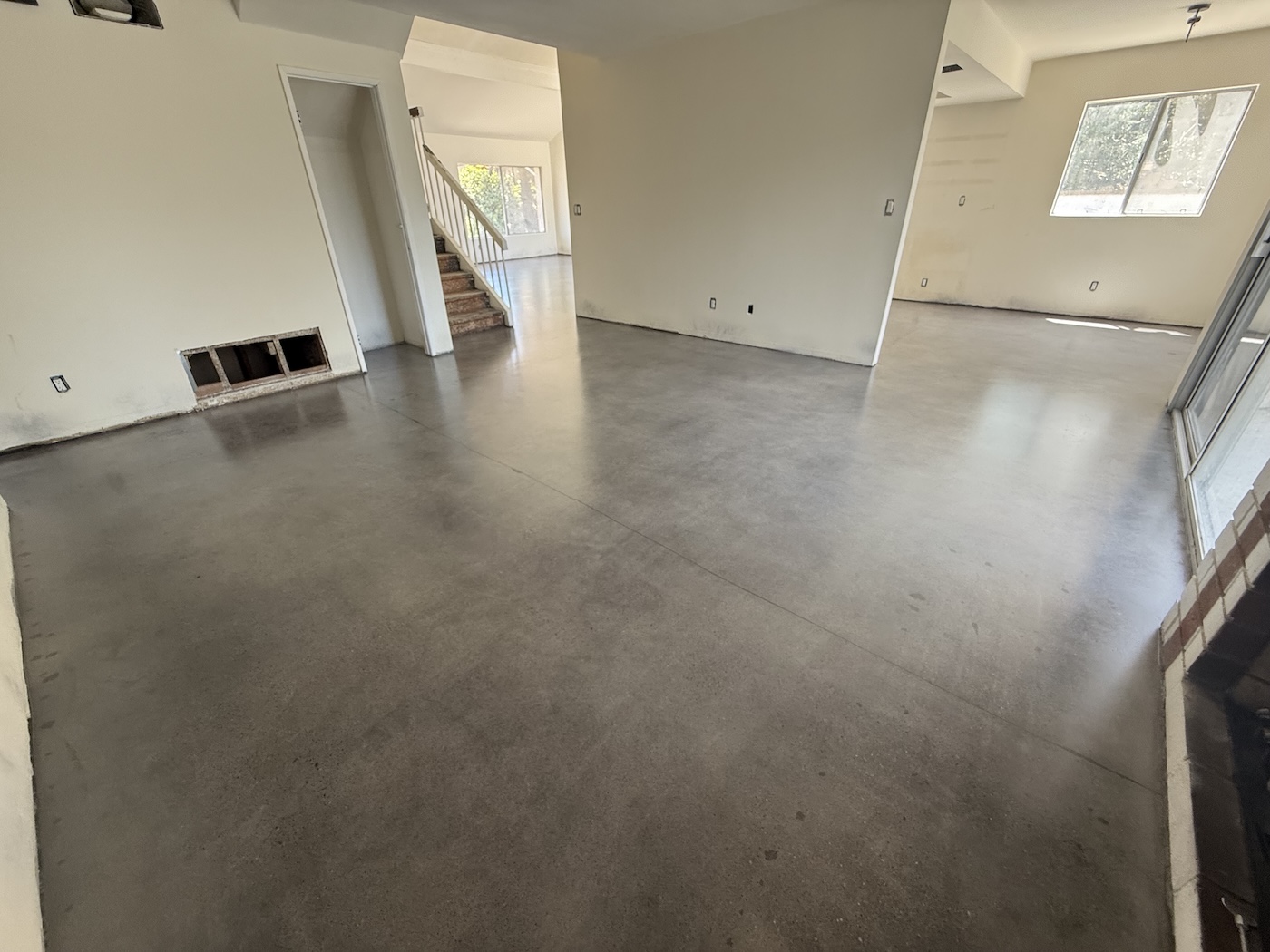 stained and polished concrete floors in newbury park ca
