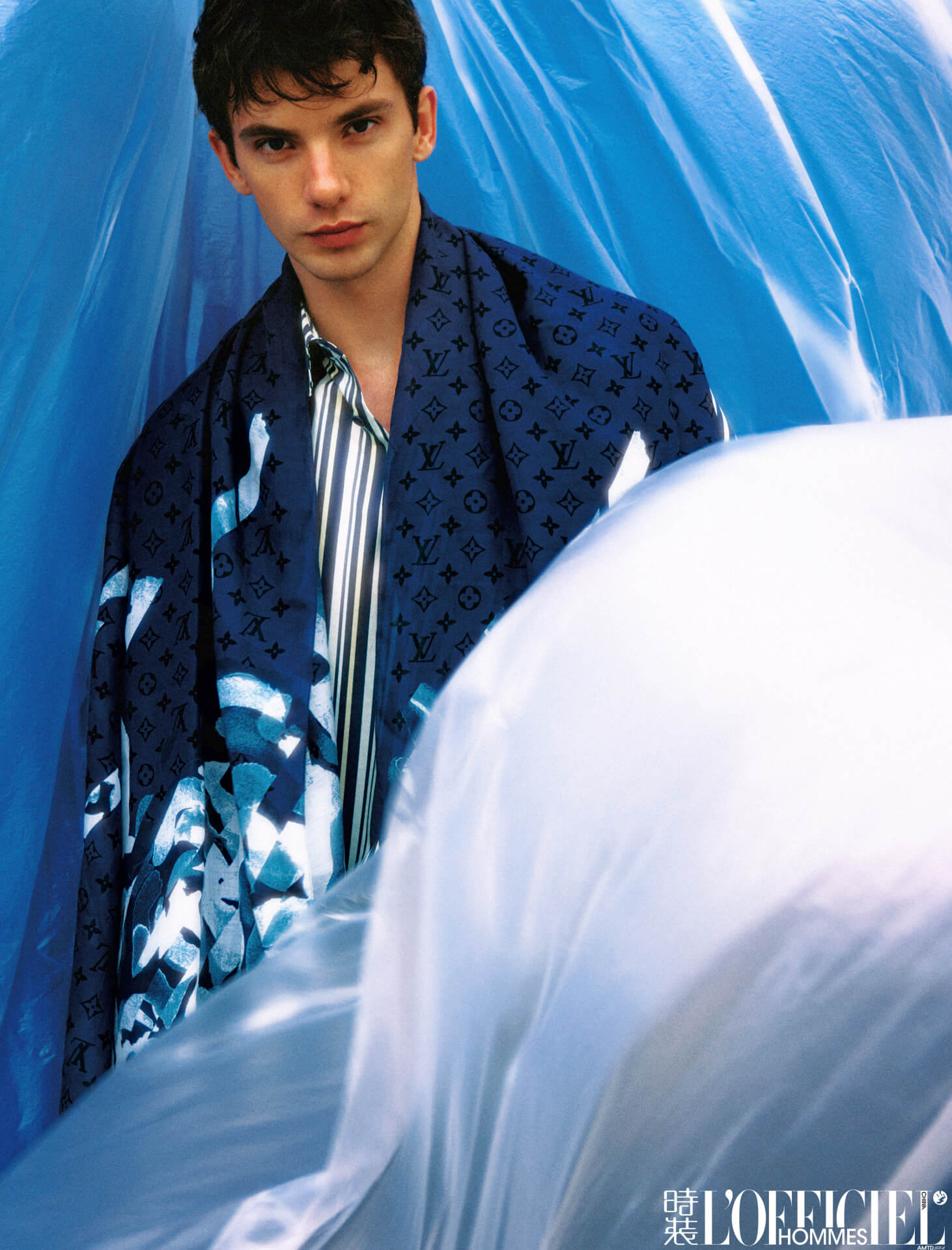 L'OFFICIEL HOMMES