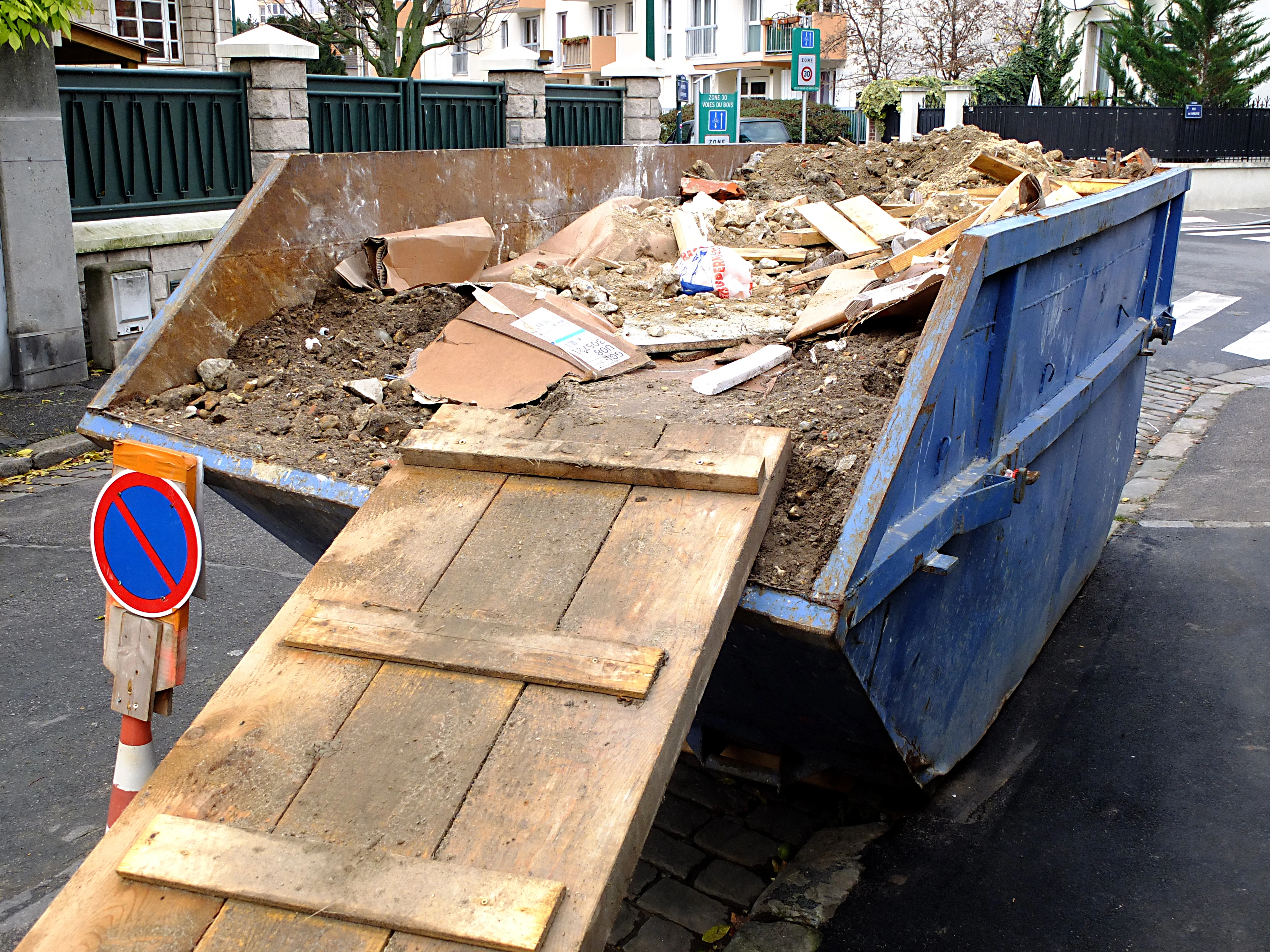 DIB (Déchets Industriels Banals) : Définition, Valorisation et Gestion en 2025