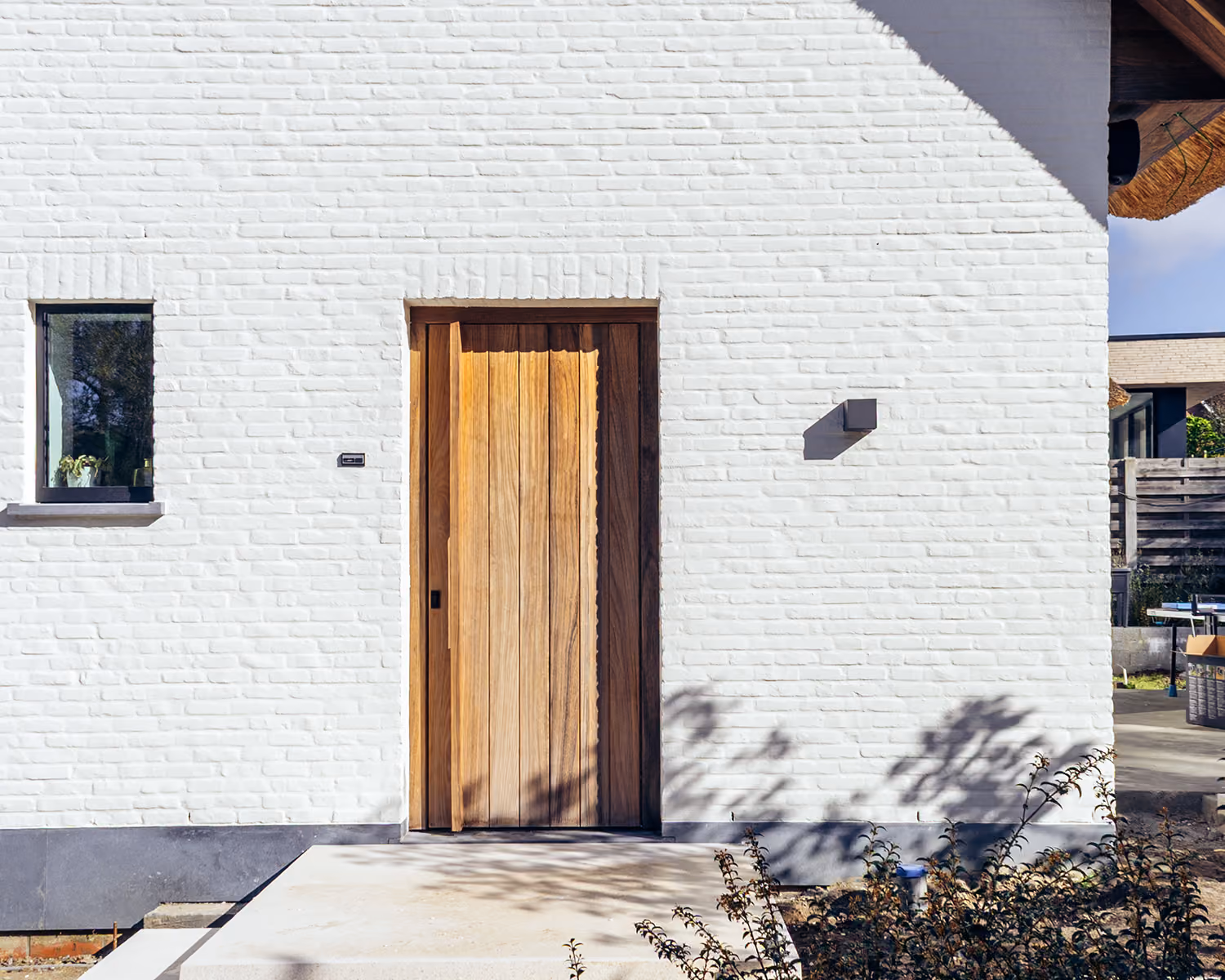 Woning met gevel afgewerkt in kalei voor een authentieke en tijdloze uitstraling.