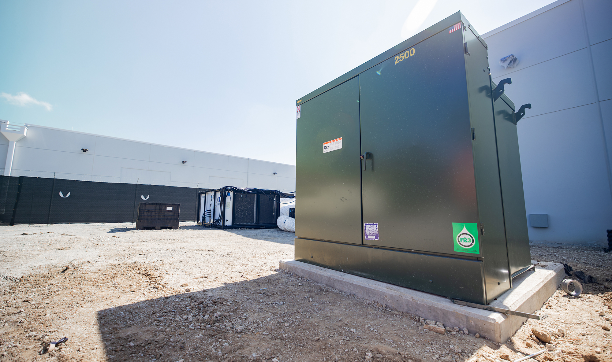 A Maddox transformer filled with FR3® fluid powering a data center in South Carolina